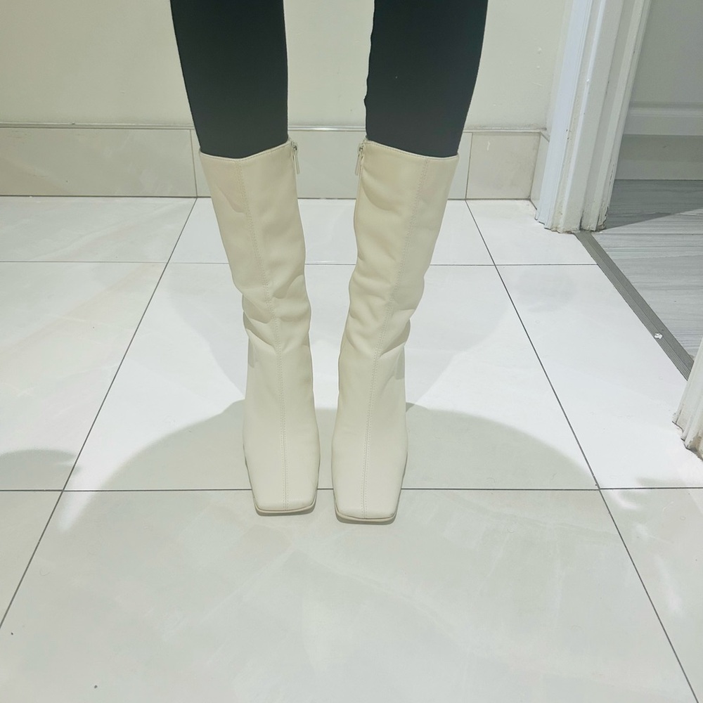 Oak and Fort white Women's heeled boots